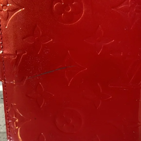 LOUIS VUITTON - Vernis Patent Leather PM Agenda Cover - Picture 4 of 10